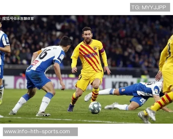 克洛普帽子上的缩写揭示球队精神:强度是我们的标志 克洛普帽子上的缩写揭示球队精神:强度是我们的标志